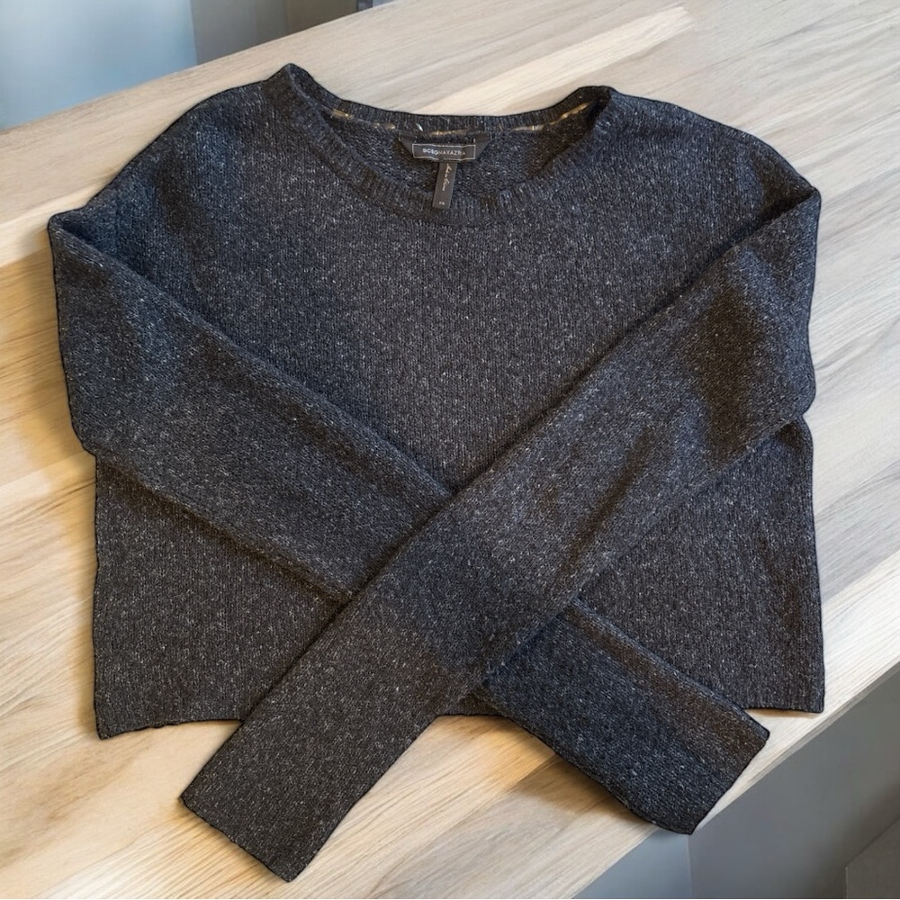 BCBGMaxAzria Gray /Black Crew Neck Sweater Knit Minimalist Design Cropped XS